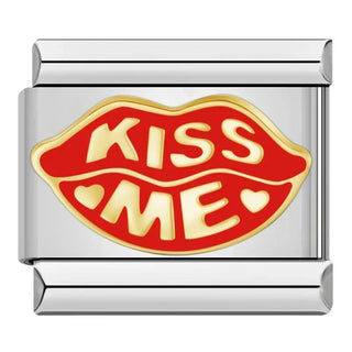 CHARM KISS ME